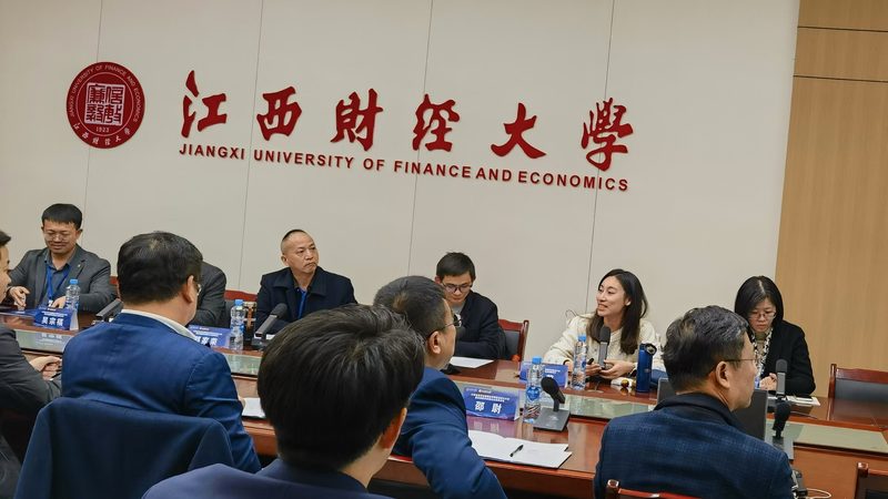 汇算清缴的收费标准通常由以下几个部分构成：